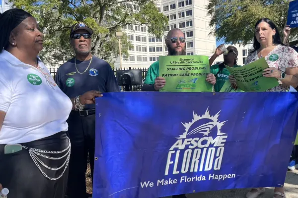 AFSCME Florida members outside the University of Florida Health Jacksonville hospital.
