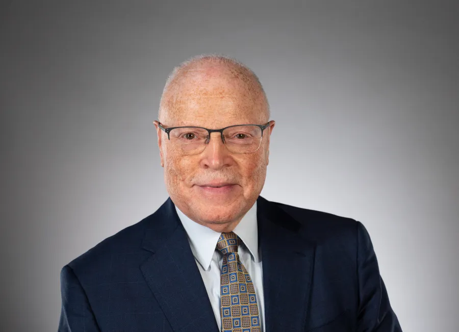 pres_saunders_official_hdshot2022.jpg