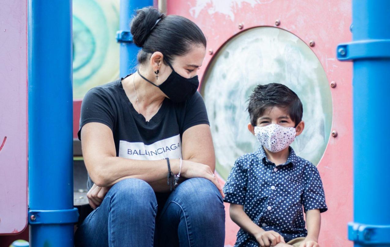 Local 1072 member Maria Ayala and her son Darwin (Julia Nikhinson/The Diamondback)