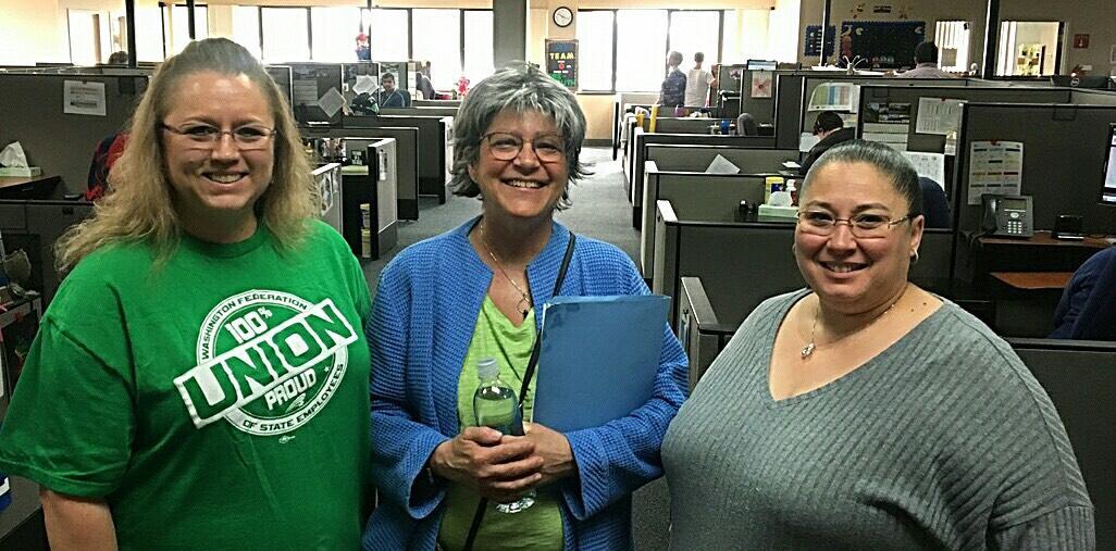 Yakima CSO members deliver petitions