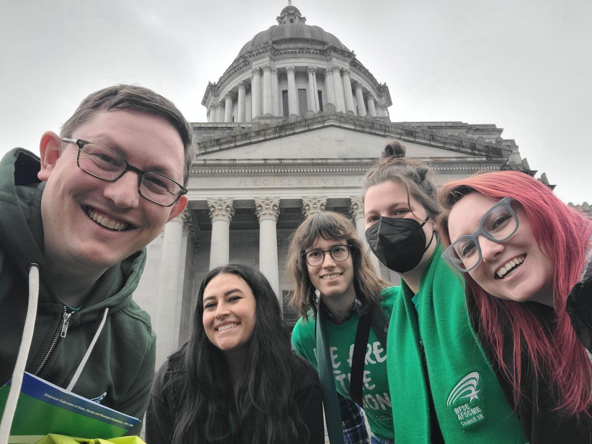 Member lobbyists in front of the Washington State Capitol Building