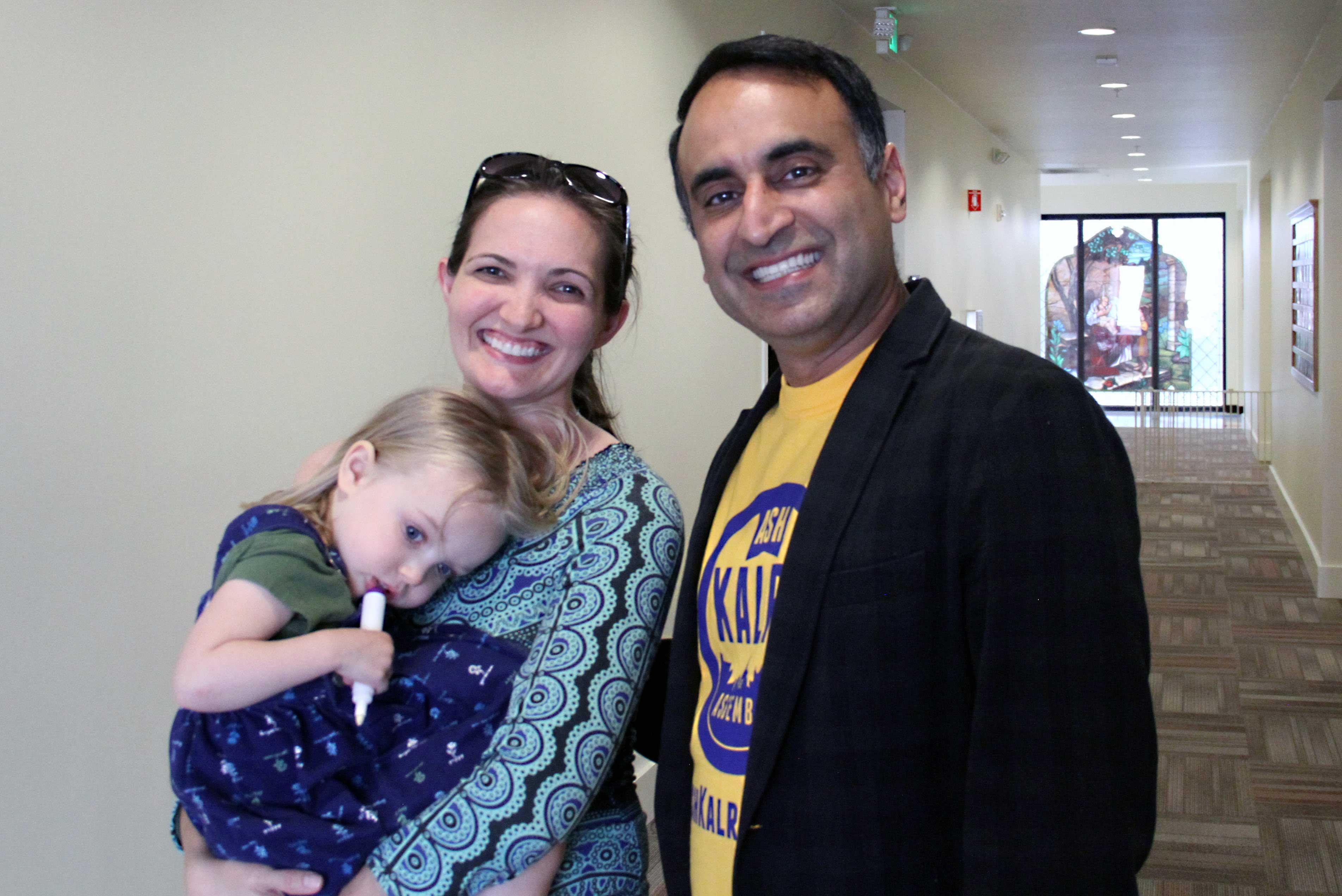 An AFSCME Local 101 member with San Jose City Councilman Ash Kalra, who is running for California State Assembly.